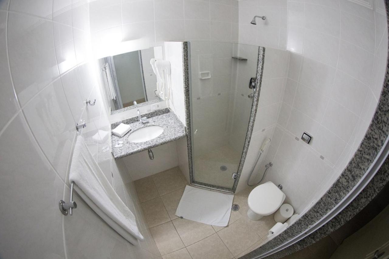 Font Inn Араракуара Екстер'єр фото
